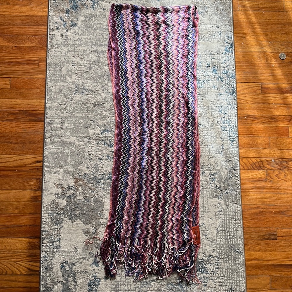 Missoni scarf, perfect condition!